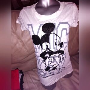 Disney Mickey Mouse Large Junior Women's Graphic White Tee